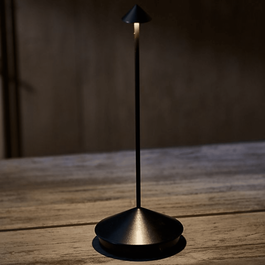 Luminária de Mesa Recarregável Minimalista Stillus - eFlix